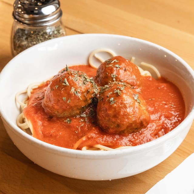 Spaghetti and meatballs.