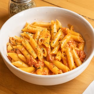L-PENNE ALA VODKA